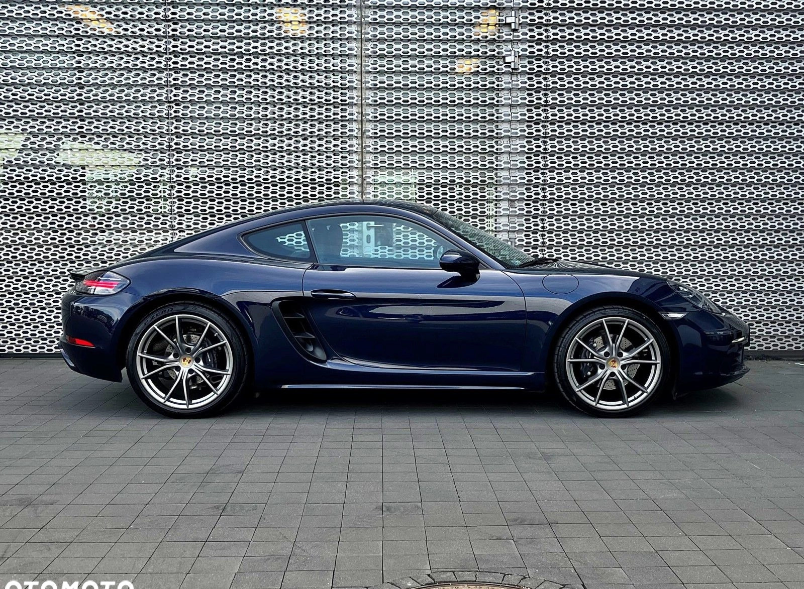 Porsche 718 Cayman cena 289000 przebieg: 25656, rok produkcji 2019 z Jarocin małe 667